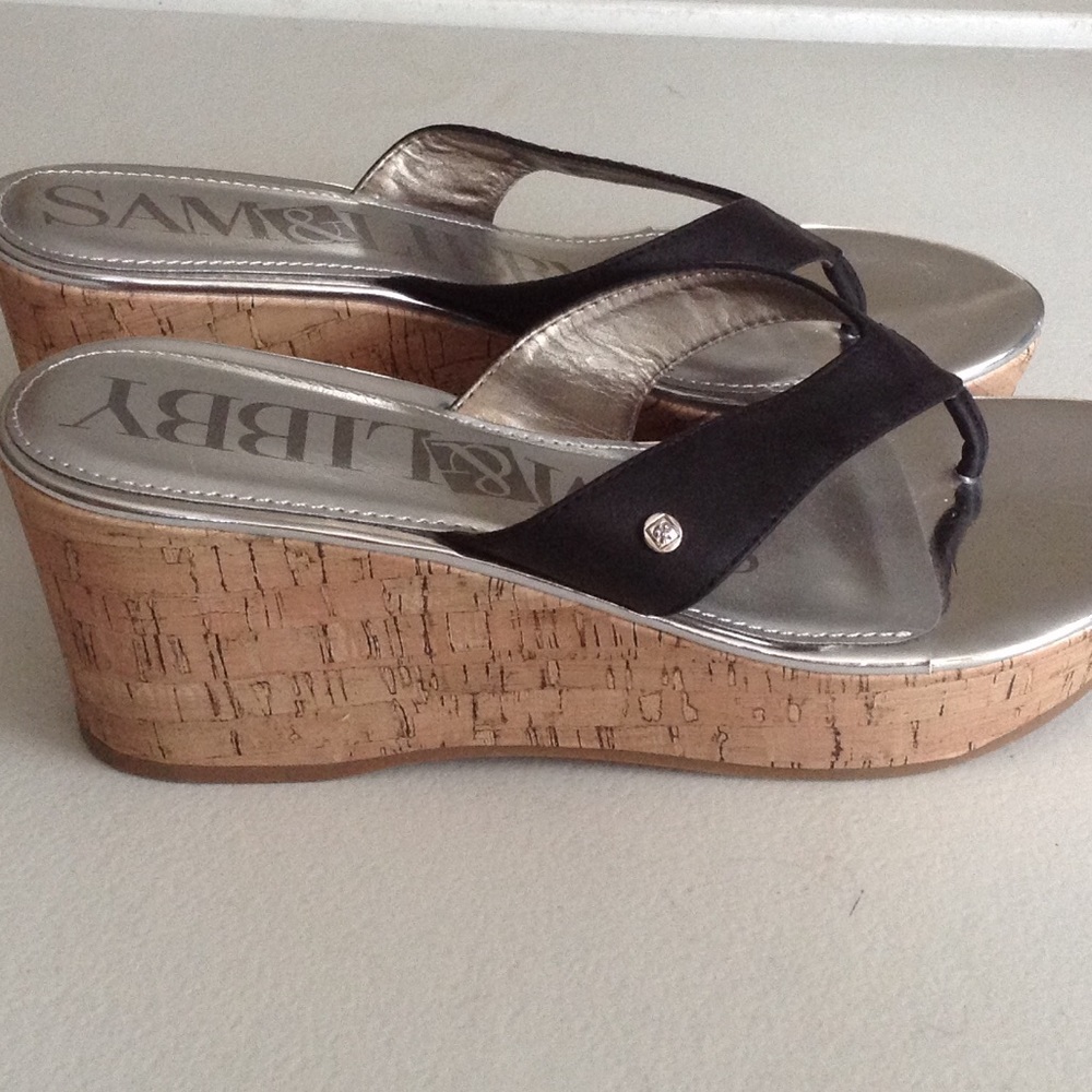 👠 Sam & Libby Silver Platform Sandal👠